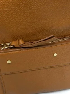 BORBONESE OUT OF OFFICE Zaino Medio In Pelle -borsa alla moda negozio borbonese out of office zaino medio in pelle marrone 8053363441111 2