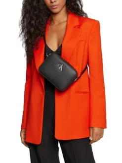 CALVIN KLEIN CK JEANS MINIMAL MONOGRAM Camera Bag A Tracolla -borsa alla moda negozio calvin klein ck jeans minimal monogram camera bag a tracolla black 8719856716516 4