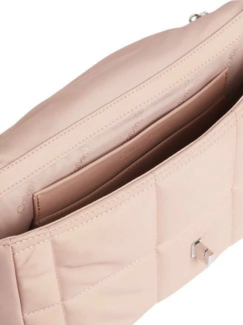 CALVIN KLEIN RE-LOCK QUILT Borsa A Spalla In Nylon 4 CALVIN KLEIN RE-LOCK QUILT Borsa A Spalla In Nylon - immagine 4