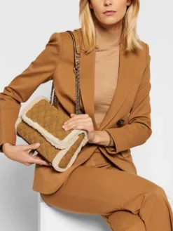 GUESS CESSILY CONVERTIBLE Borsa A Spalla, A Tracolla 13 GUESS CESSILY CONVERTIBLE Borsa A Spalla, A Tracolla -borsa alla moda negozio guess cessily convertible borsa a spalla a tracolla nutmeg 190231514145 5