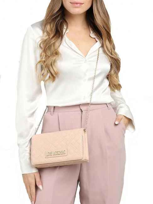 LOVE MOSCHINO QUILTED Pochette Con Tracolla 1 LOVE MOSCHINO QUILTED Pochette Con Tracolla