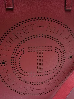 TWINSET LOGO FORELLATO Shopper Verticale Con Tracolla 8 TWINSET LOGO FORELLATO Shopper Verticale Con Tracolla -borsa alla moda negozio twinset logo forellato shopper verticale con tracolla lampone scuro 8051735892141 3